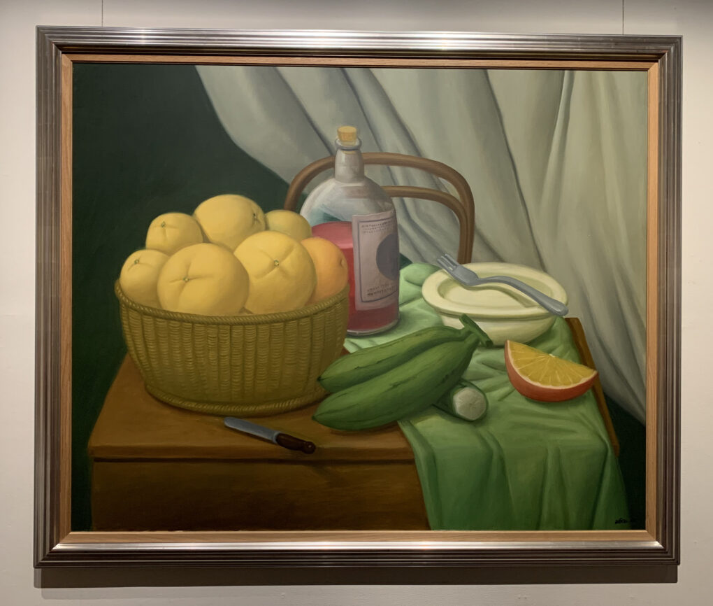 フェルナンド・ボテロ　「果物のある静物」　2000年　油彩/キャンバス　128×158cm