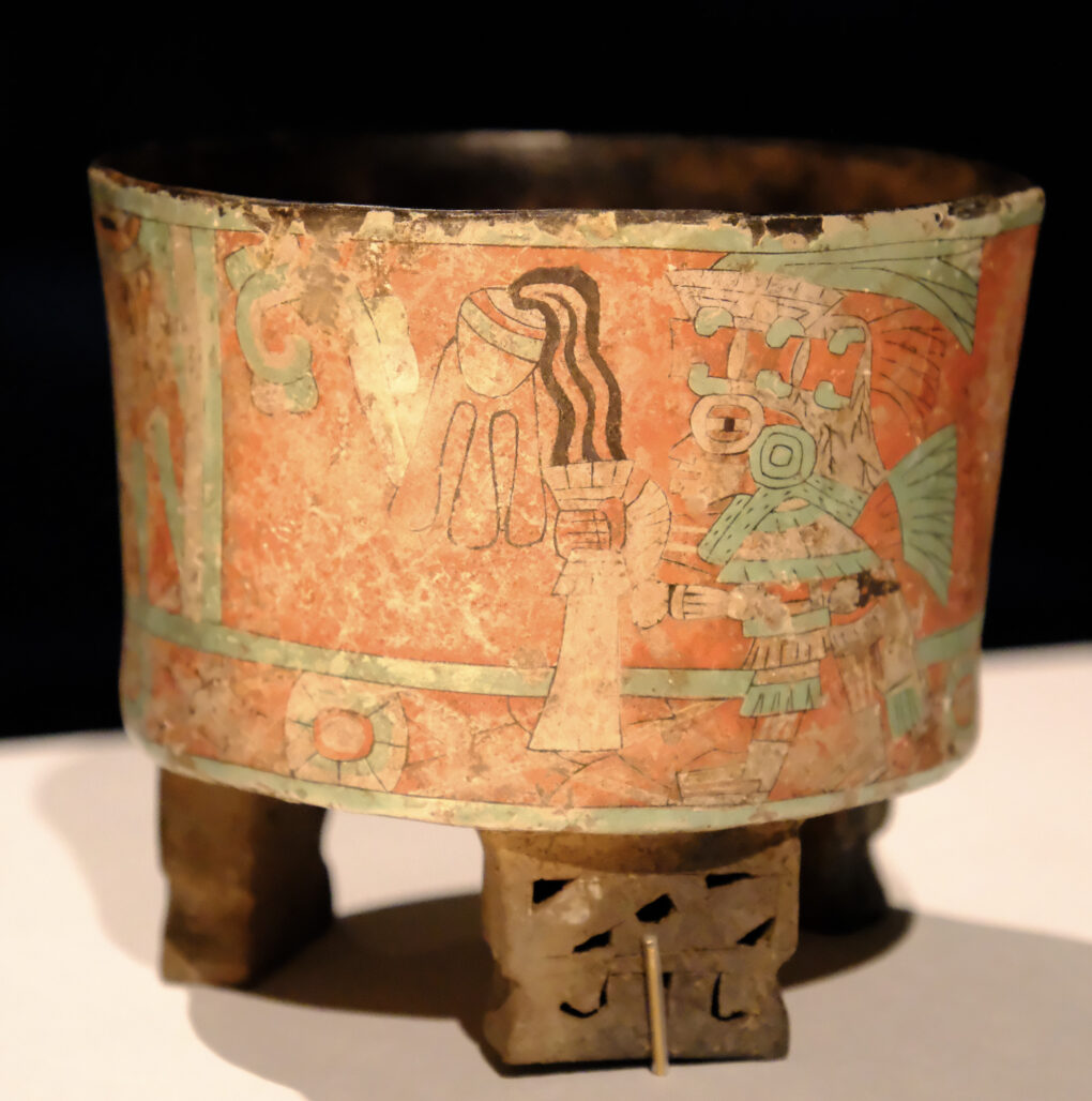 三足土器　テオティワカン文明　450〜５50年　テオティワカン、テティトラ出土
