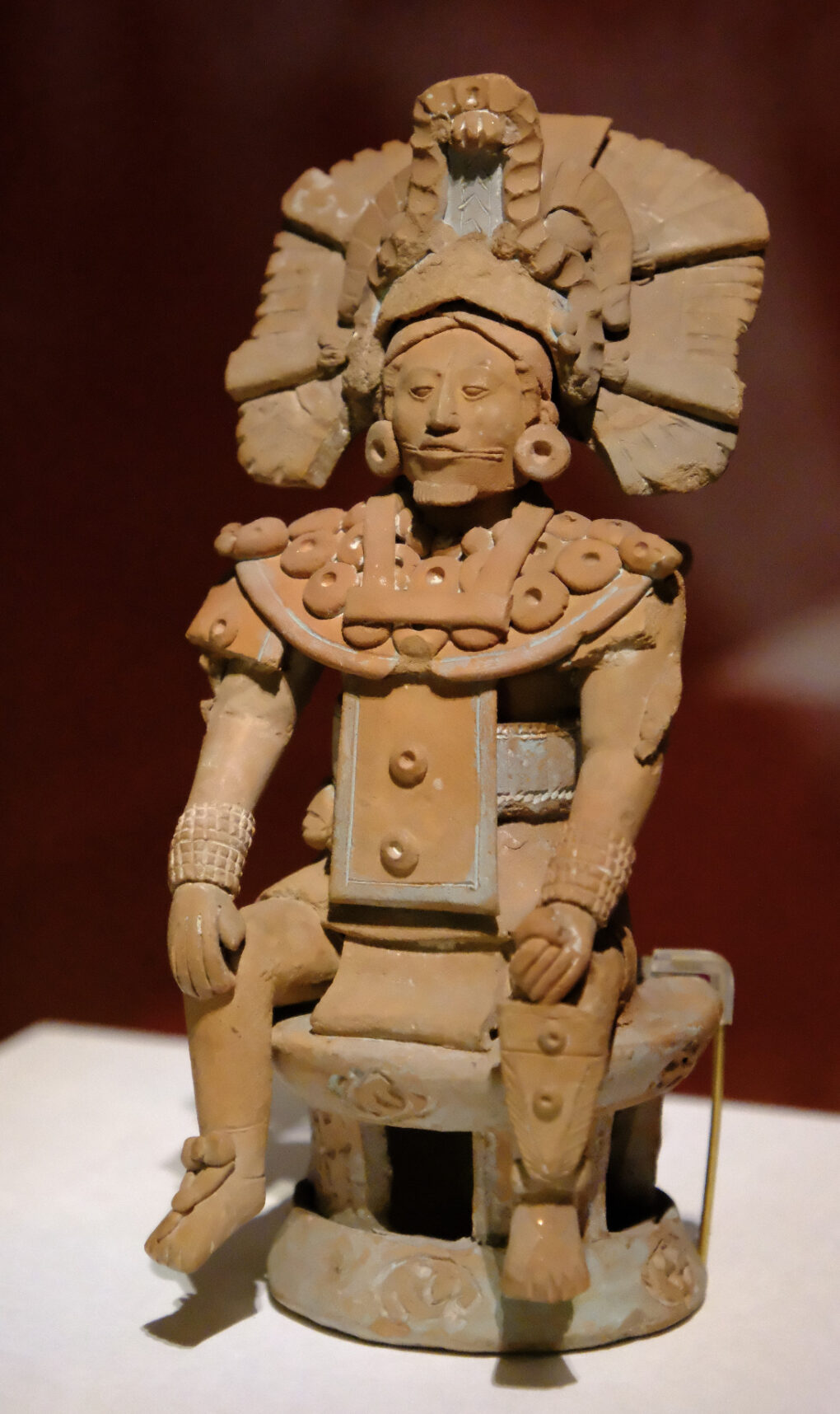 支配者層の土偶　マヤ文明　600〜950年　ハイナ文明　メキシコ国立人類学博物館