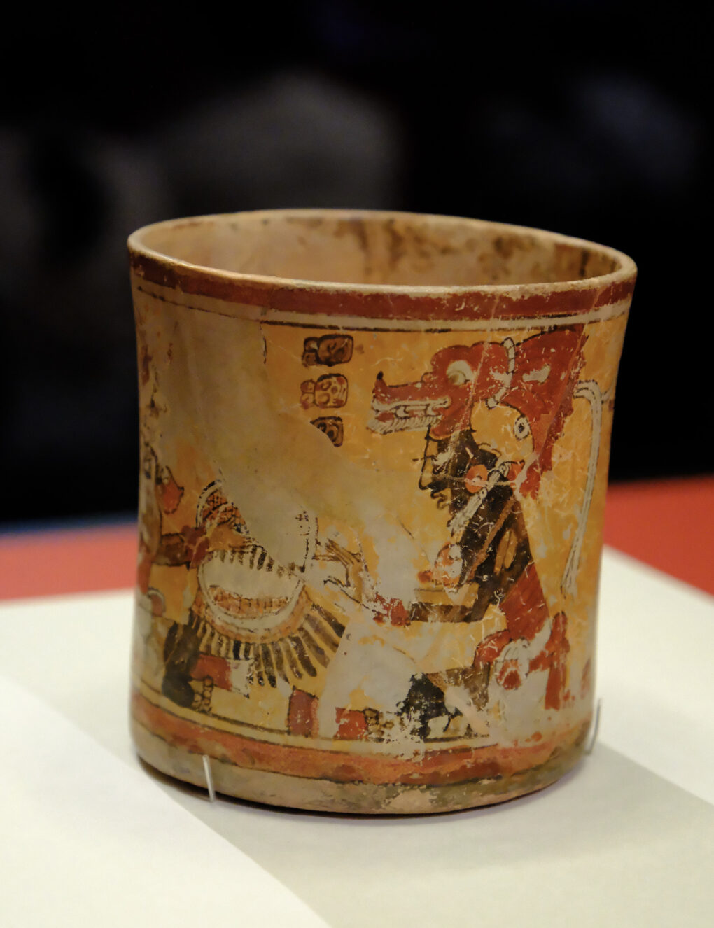 円筒形土器　マヤ文明600〜850年　マヤ文明　メキシコ国立人類学博物館